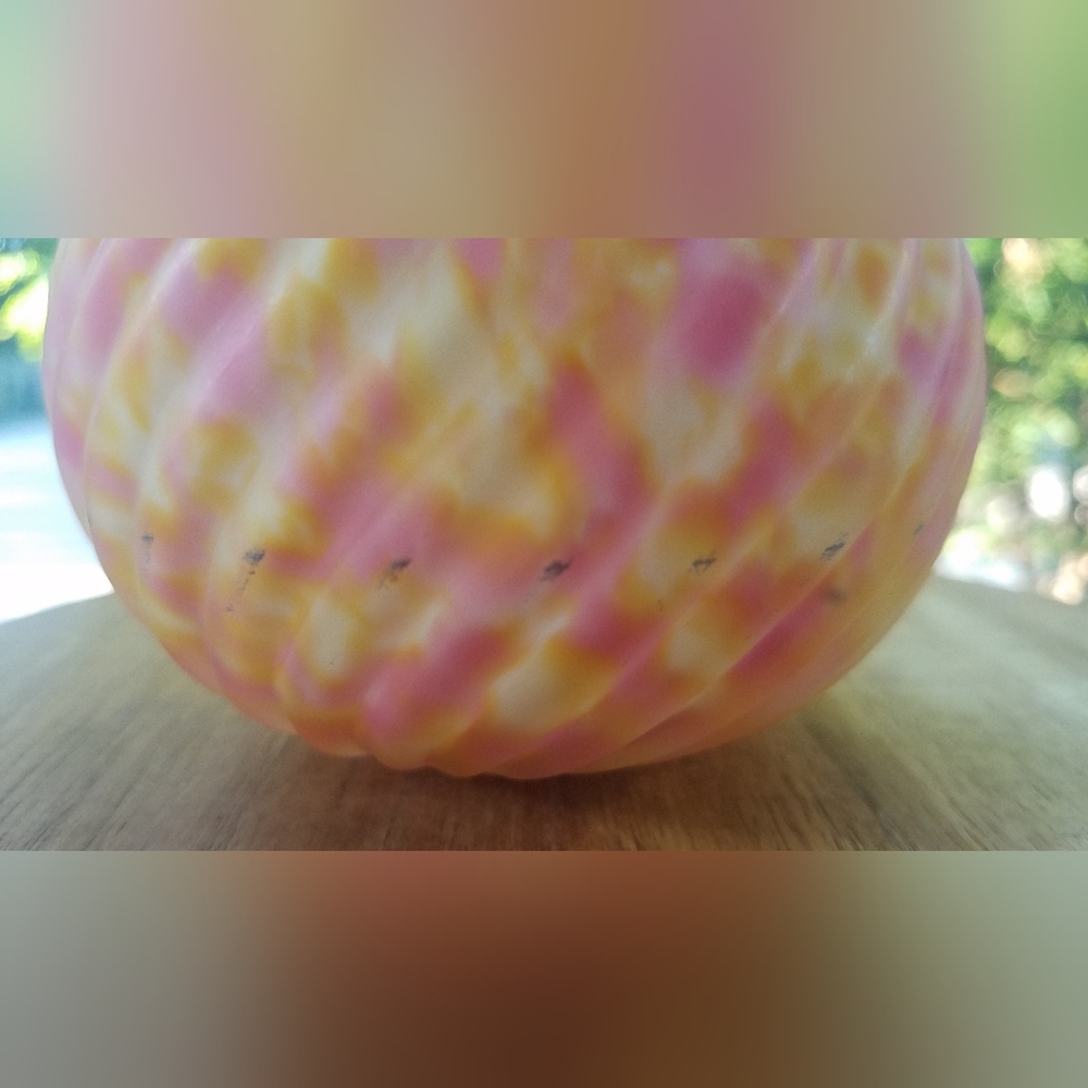 Antique Victorian Pink & Yellow Spatter Satin Glass Vase Franz Welz Czech Glass - Picture 7 of 7